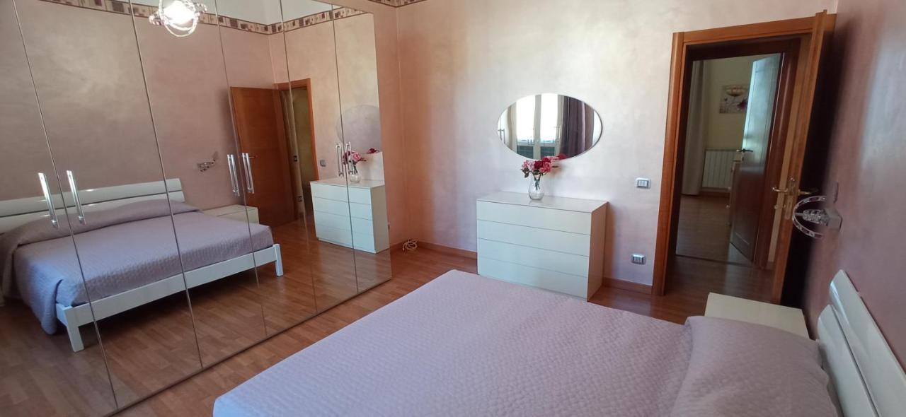 Ferienwohnung I Girasoli Civitavecchia Exterior foto